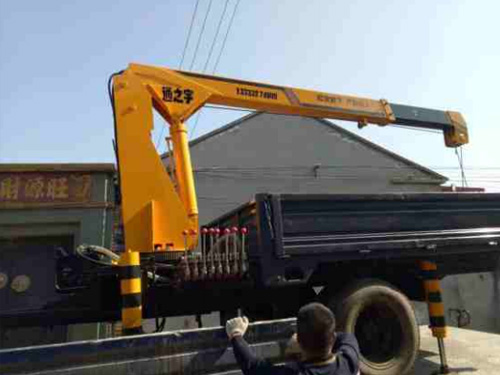 6吨拖拉机牵引吊运机